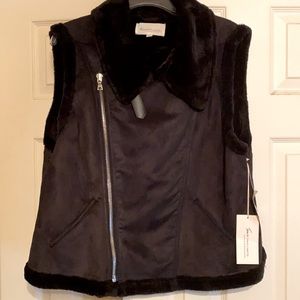 Vince Camino black suede and faux fur zipper vest